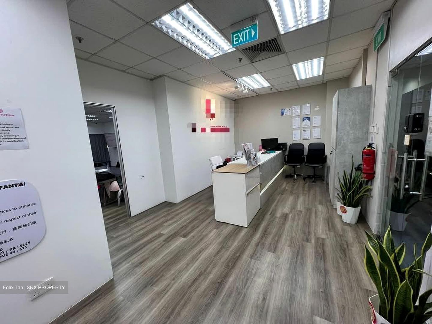 Fu Lu Shou Complex (D7), Office #580586891